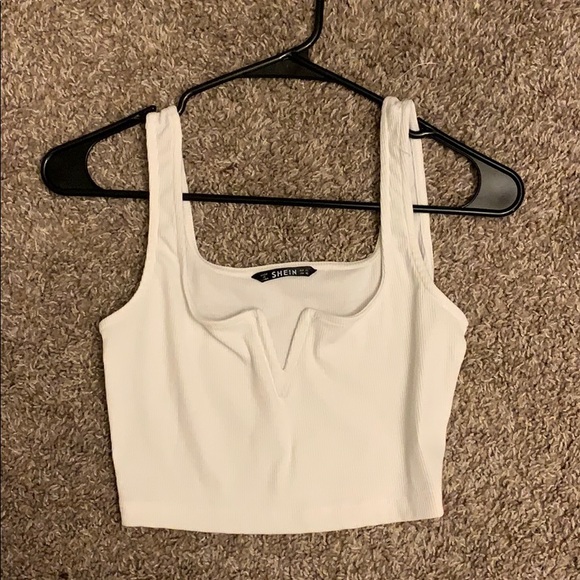 Crop top - Picture 1 of 1